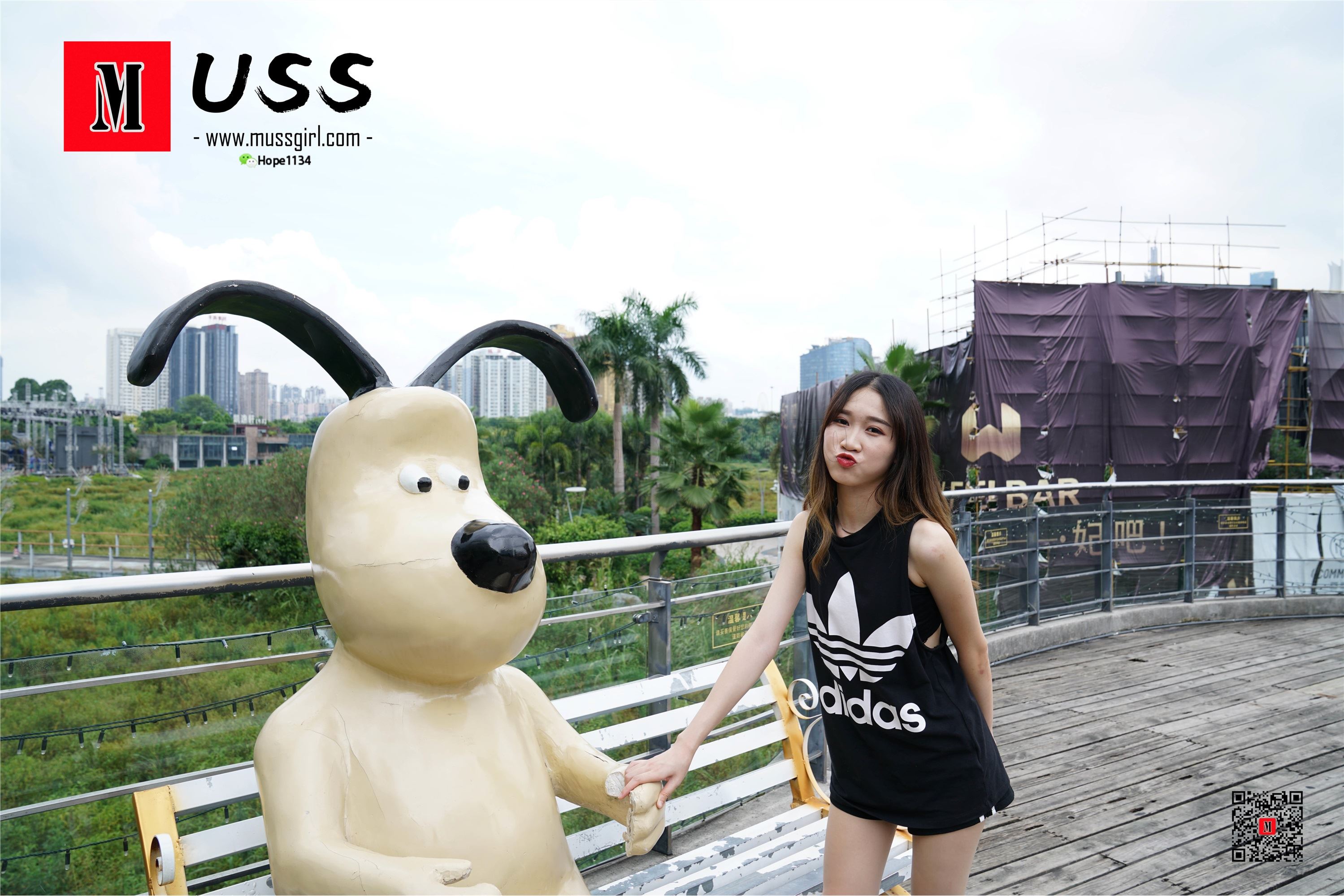 MussGirl慕丝女郎  NO.009 开心少女腿腿